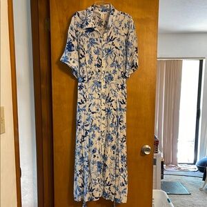 H&M Floral Blue and White Dress, size XL